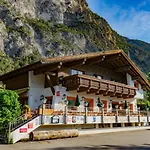 Rafting Alm Πανδοχείο *